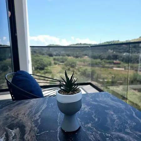 Ambelas Getaways 別荘 ヒマラ