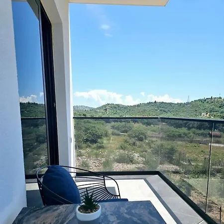 Ambelas Getaways * Himarë