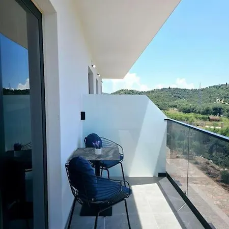 Сasa de vacaciones Ambelas Getaways