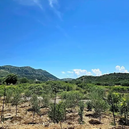 Ambelas Getaways