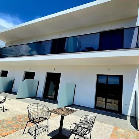 Ambelas Getaways Feriehus *