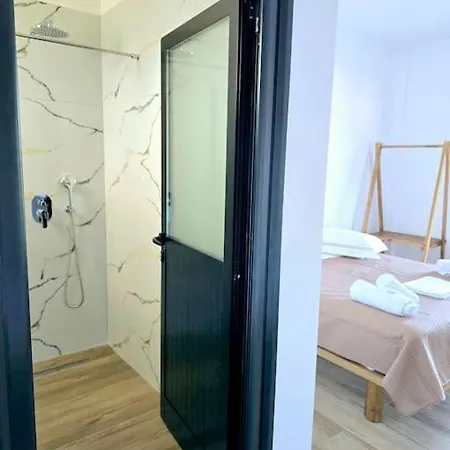 Ambelas Getaways Feriehus