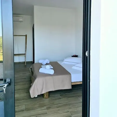 Ambelas Getaways Feriehus