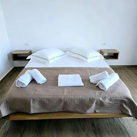 Ambelas Getaways * Himarë